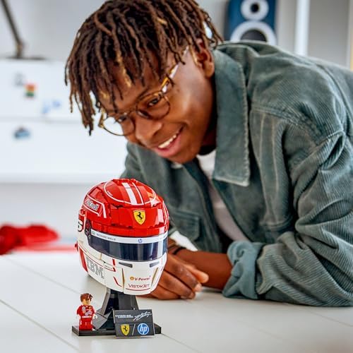 LEGO Capacete Editions Scuderia Ferrari HP Charles Leclerc - Produto Oficial de F1 - Kit de Modelo para Exibição com Minifigura Colecionável - Presente para Meninos a partir de 14 Anos e Fãs Adultos de Automobilismo - 43014
