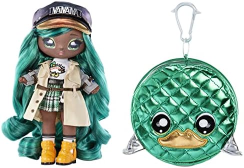 Na! Na! Na! Surprise Glam Series 2 - Boneca de Pelúcia Inspirada na Pata Mallory com Cabelo Verde e Bolsa Metálica com Clipe de Animal - Colecionável - Presente para Crianças a partir de 5 Anos