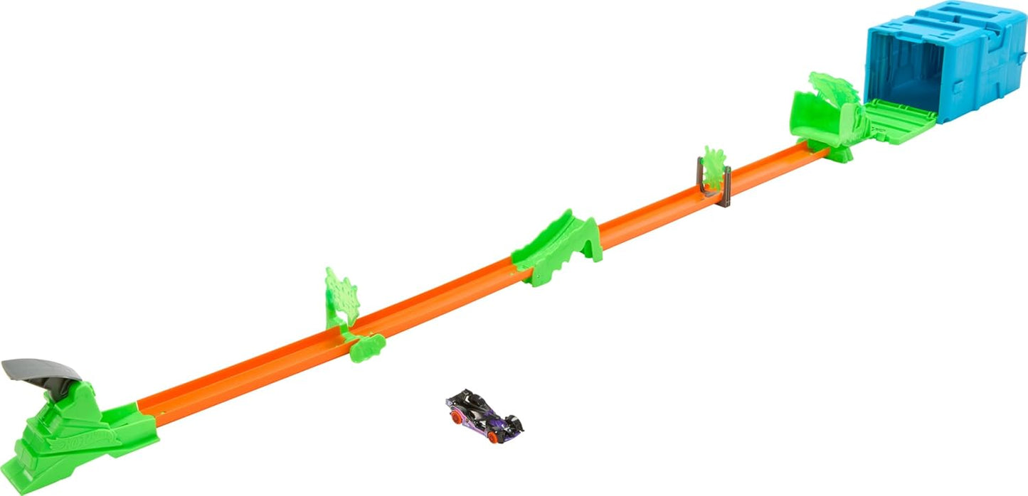 Hot Wheels Conjunto de pistas com 1 carro Hot Wheels, conjunto de construção de pistas com tema tóxico com 10 peças de pista para criar acrobacias de salto, vem em uma caixa de armazenamento modular e empilhável