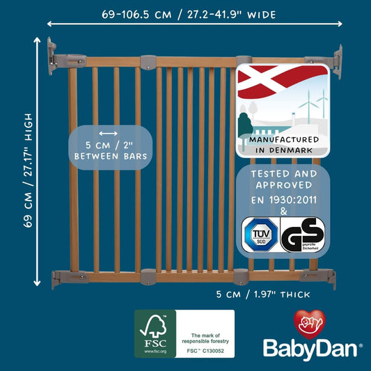 BabyDan Silkeborg, Cubre aberturas entre 69-106,5 cm/27,2-41,9 pulgadas, Puerta de escalera extensible flexible/Puerta para bebés/Puerta de seguridad, Madera, Hecho en Dinamarca - (Puerta para mascotas/Puerta para perros)