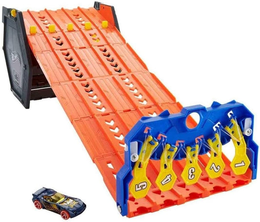 Hot Wheels Conjunto de Pista Roll Out Raceway, Balde de Armazenamento que se Desdobra em uma Pista de 5 Faixas para Brincar com Vários Carrinhos, Conecta-se a Outros Conjuntos