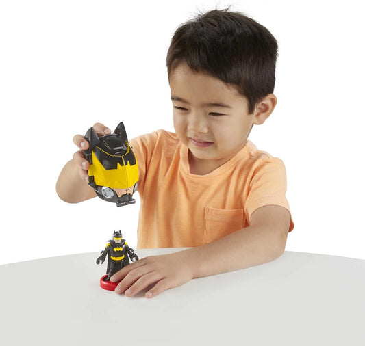 Fisher-Price Imaginext DC Super Friends Head Shifters - Figura do Batman e veículo transformável Batwing para brincadeiras de faz-de-conta a partir de 3 anos de idade