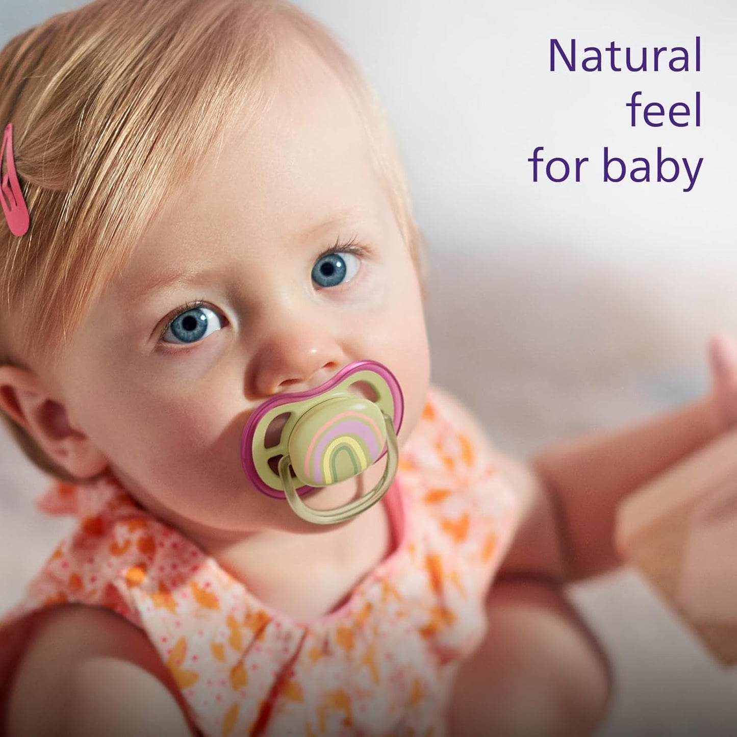 Philips Avent Chupeta Ultra Air - 2 chupetas leves e respiráveis para bebês de 0 a 6 meses, sem BPA com estojo de transporte esterilizador (modelo SCF085/59)