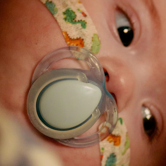 Tommee Tippee Nighttime Chupetas, 0-6 meses, 6 unidades que brilham no escuro