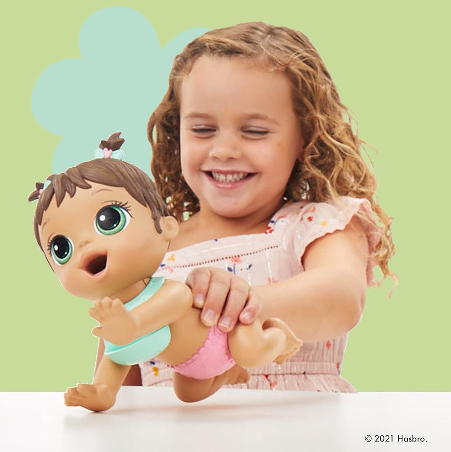 Baby Alive Boneca Lil Snacks, come e faz cocô, boneca de 8 polegadas com tema de lanche, molde de caixa de lanche, brinquedo para crianças de 3 anos ou mais, cabelo castanho