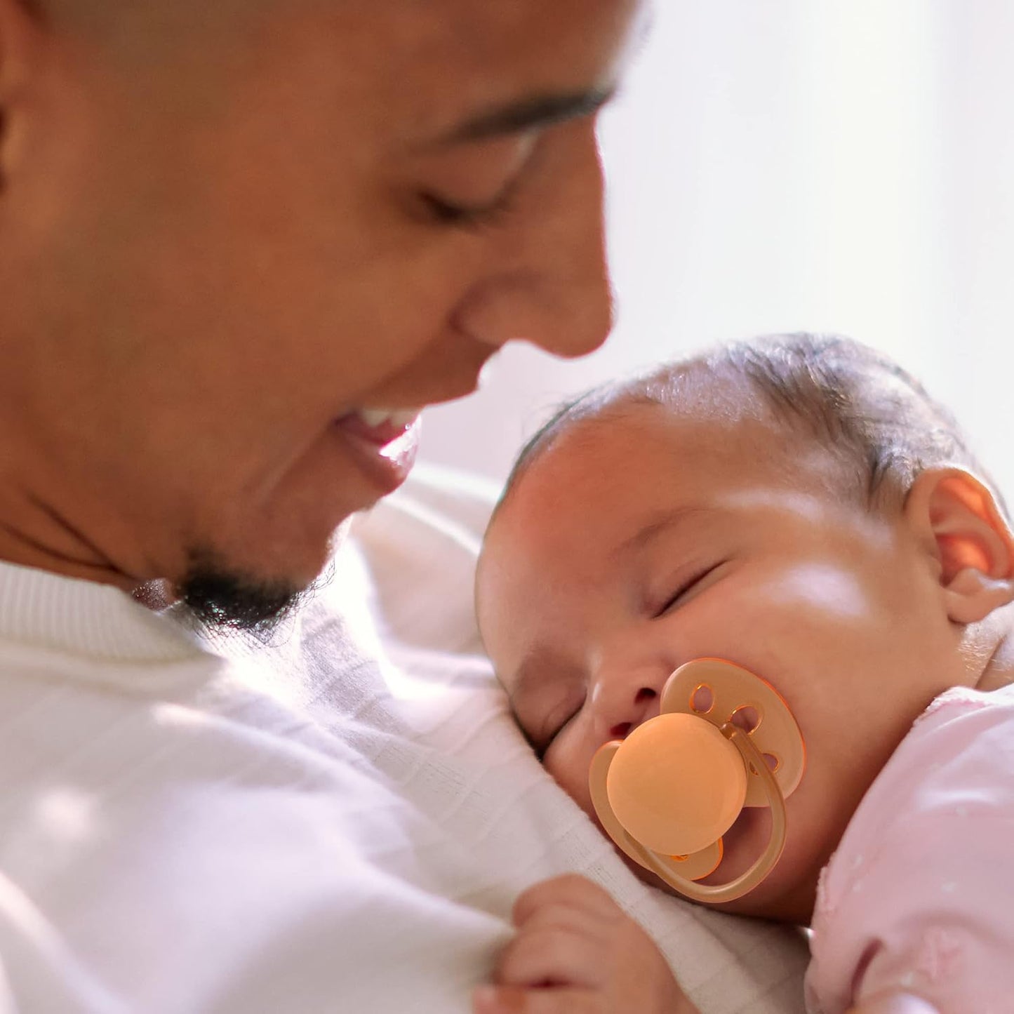 Philips Avent Pacote de 2 chupetas Ultra Soft - chupeta sem BPA para bebês de 0 a 6 meses, laranja/verde (modelo SCF091/03)