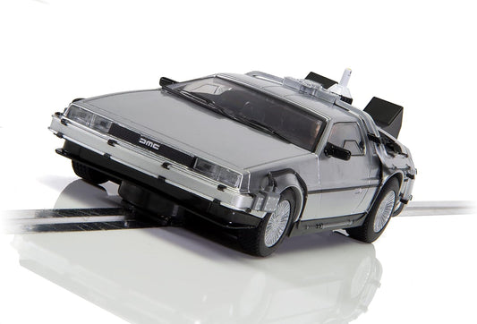 Scalextric Regreso al Futuro vs Knight Rider Escala 1:32 Slot Racing, Coche Time Machine C4249, Marrón