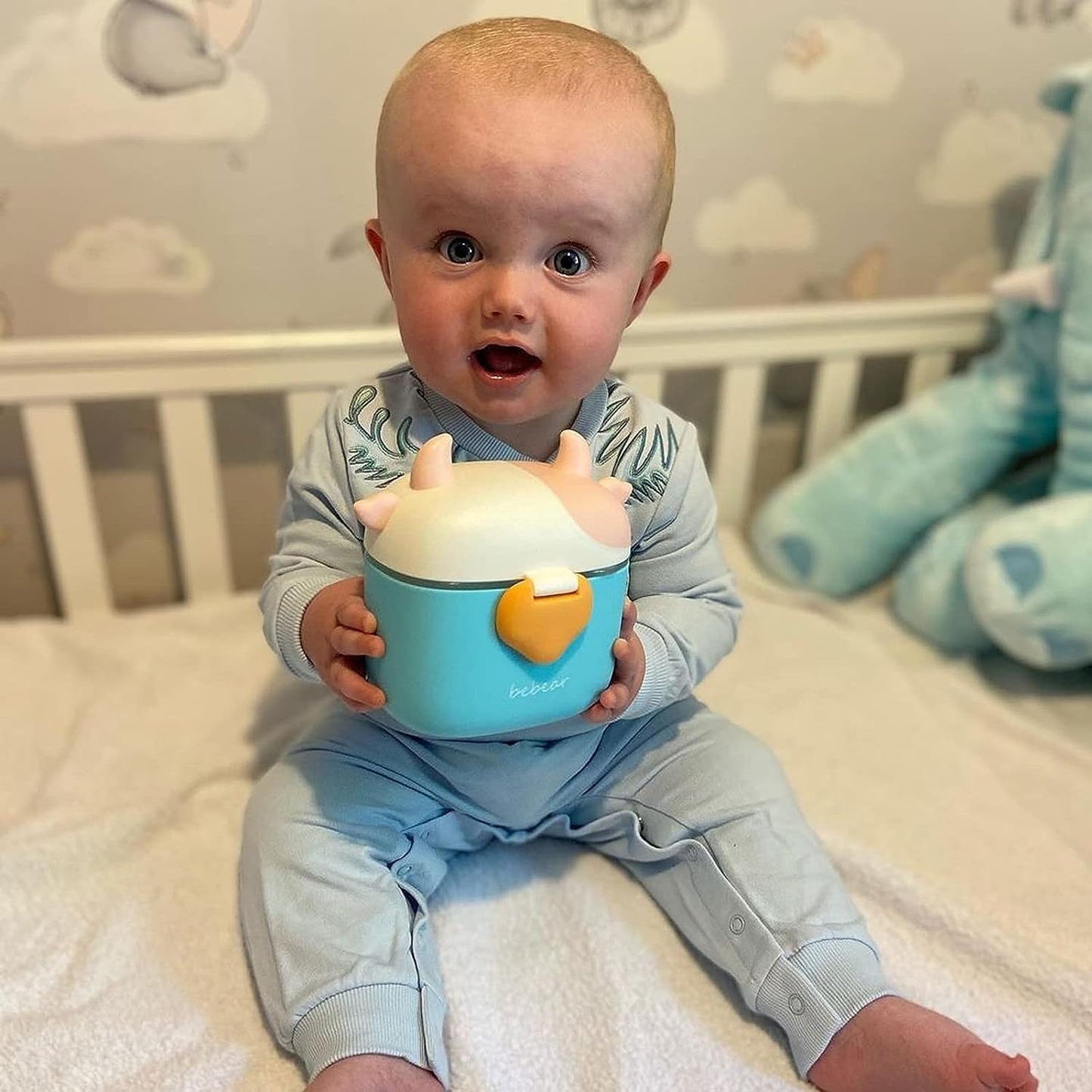 Bebamour Dispensador de leche en polvo para bebés, Dispensador de fórmulas para snacks para bebés, 230 g de leche en polvo, 450 ml, negro