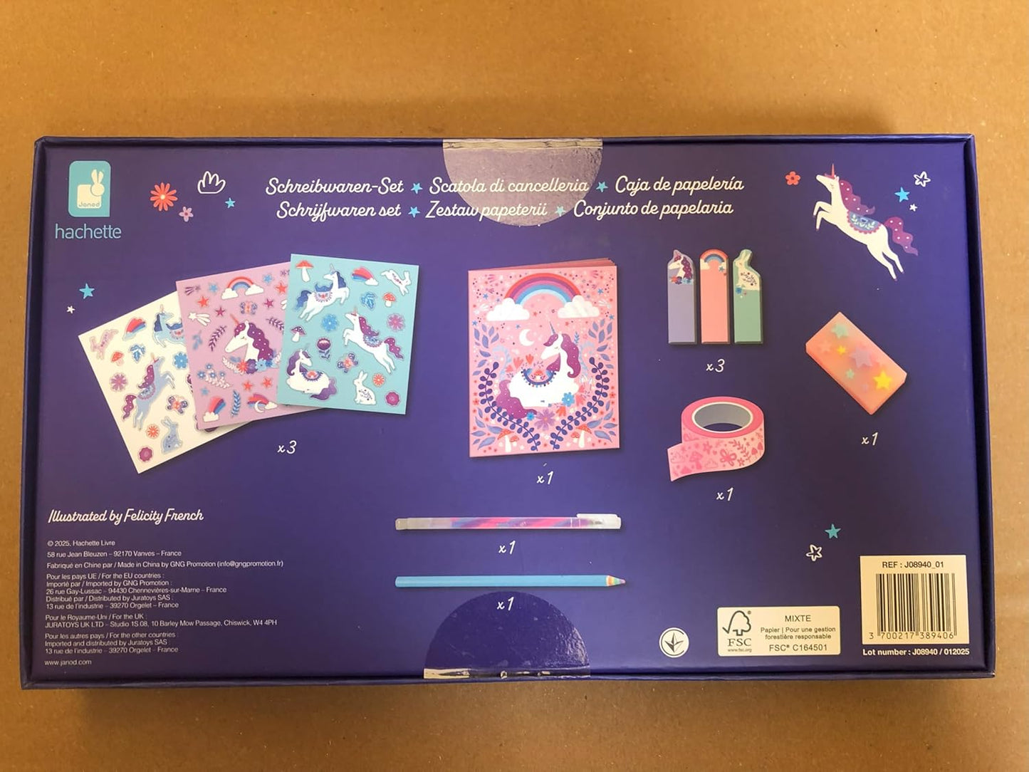 Janod - Conjunto de Papelaria - Adesivos, 1 Caderno de 24 Páginas, 3 Blocos de Notas Adesivos, 1 Lápis, Fita Adesiva, 1 Caneta, 1 Borracha - Lazer Criativo - 6 Anos ou mais - J08940