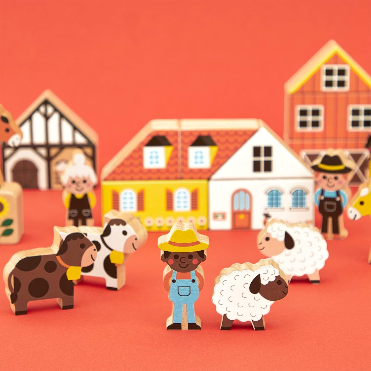 Janod - Conjunto de 34 cubos de madeira maciça - Tema country - Complemento ideal para tapetes de carro - Brinquedo de construção - Desenvolve a imaginação - FSCTM Madeira