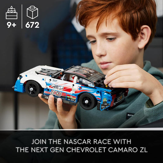 LEGO Technic NASCAR Next Gen Chevrolet Camaro ZL1 Kit de construcción de modelo de automóvil, vehículo de carreras de juguete, juego de construcción coleccionable para deportes de motor 42153
