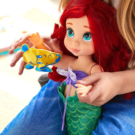 Disney Store Coleção oficial do animador de bonecas Ariel, A Pequena Sereia, 39cm/15”, cabelo e roupa enraizados realistas, boneca infantil colecionável adequada para maiores de 3 anos