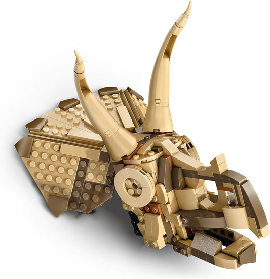 LEGO Fósseis de dinossauro Jurassic World: modelo de crânio de triceratops, brinquedo de dinossauro para meninos e meninas de mais de 9 anos, com mandíbula de abertura e expositor, ideia de presente de aniversário