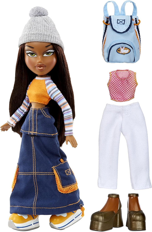 Bratz 573449EUC Muñeca de moda Sasha 20 de edición especial, empaque holográfico original y motivo de póster coleccionable, 20 años, relanzamiento favorito de los fanáticos, réplica de 2001, incluye 2 conjuntos, zapatos y bolso