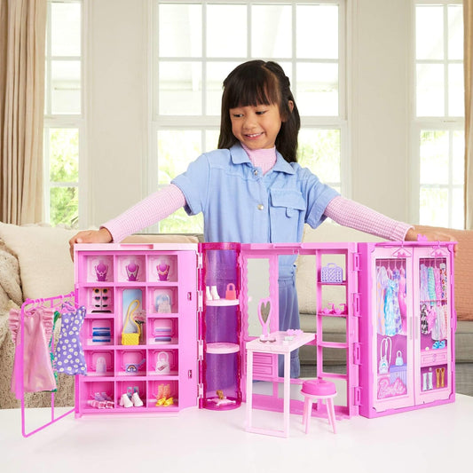 Barbie Conjunto de brinquedos Dream Closet com boneca loira, roupas e acessórios, 90 cm de largura com mais de 25 peças, 3 looks completos, HXD58