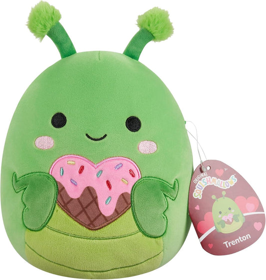 Squishmallows Original Trenton, o Louva-a-Deus Verde, de 7,5 polegadas, segurando um coração, sorvete, dia dos namorados, pelúcia