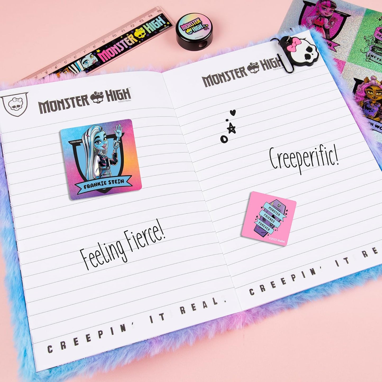 abeec Monster High Kids Journal con lindo cuaderno, bolígrafo de calavera, pegatinas de diario, clips de papel, regla, sacapuntas, lápiz - Set de papelería para niños - Regalos de cumpleaños para niñas - Set de diario secreto