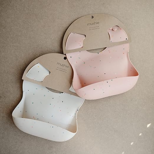 Mushie Babador de Silicone Baby | Babadores Impermeáveis com Ajuste Perfeito | Babadores Fáceis de Limpar para Alimentação do Bebê | 4 Tamanhos Ajustáveis com Bolsos Frontais Fundos | 100% Livre de BPA e Ftalatos