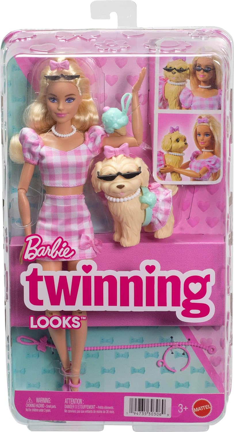 Barbie Looks Combinando com Cachorrinho de Estimação, ambas com Roupas e Acessórios Combinando em Xadrez Rosa, como Óculos de Sol, Colares e Laços, Loira, JFP36