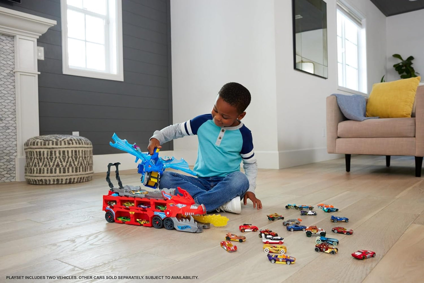 Conjunto de Pista de Carrinhos Hot Wheels City, Transportador Duplo de Dragões Supremo e 2 Carrinhos de Metal Fundido, Dragão em Grande Escala e Dragão Removível, Armazena Mais de 20 Veículos, JKJ79