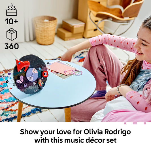 LEGO Edições Vinil da Olivia Rodrigo – Brinquedo com modelo de disco, minifigura e acessórios – Decoração de mesa ou parede – Presente musical para meninas, meninos e fãs a partir de 10 anos – 43028