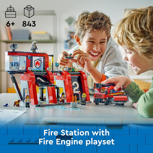 LEGO City Estación de Bomberos con Juego de Juguetes de Bombero para niños y niñas de 6 años en adelante con una Figura de Perro y 5 minifiguras, Idea de Regalo de cumpleaños para niños que aman el Juego imaginativo 60414