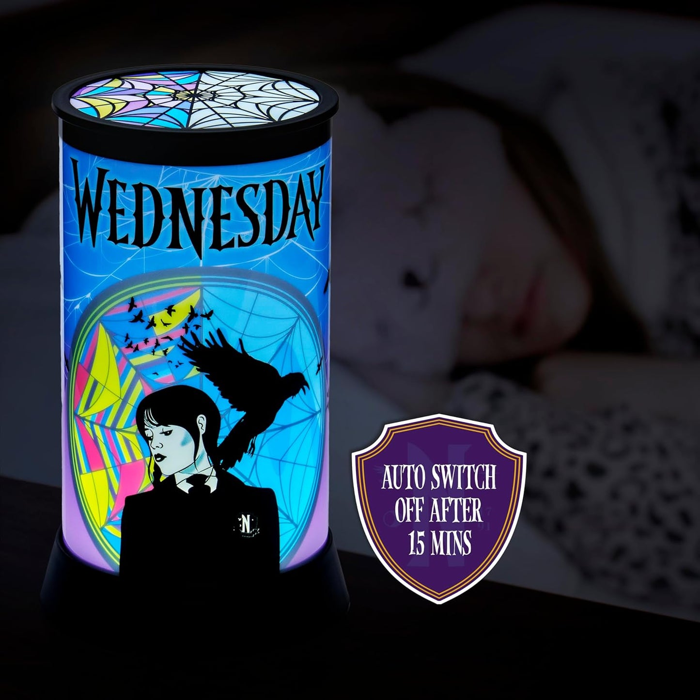 WOW! STUFF Light Revealers Wednesday Addams Night Light - Luminária com cena 360° e desligamento automático - Alimentada por USB ou bateria - Decoração de quarto portátil para crianças e adultos - Presente oficial