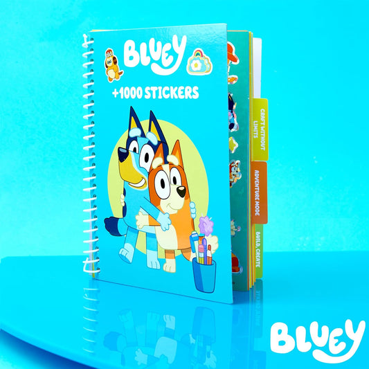 Bluey Livro de adesivos para crianças com 28 folhas de adesivos Mais de 1000 adesivos para scrapbooking Conjunto de atividades de arte Presentes para crianças