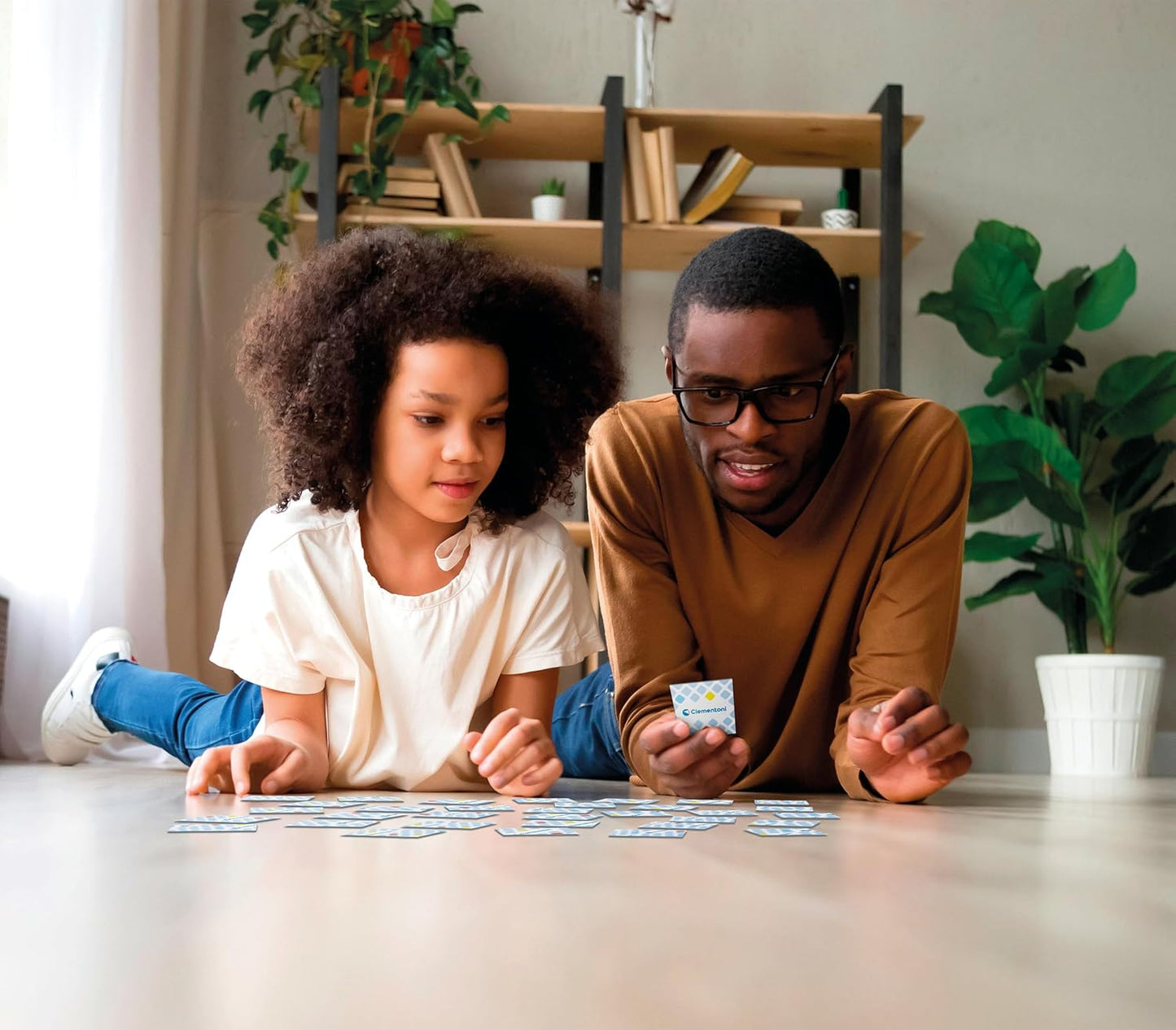 Jogo Educativo Clementoni Memo Marvel Homem-Aranha e Seus Incríveis Amigos 48 Peças - Jogo para Crianças a partir de 4 Anos, Jogo de Cartas de Aprendizagem, Aprendendo Raciocínio Lógico, 2 Jogadores, Presente para Meninos, Fabricado na Itália, 18313