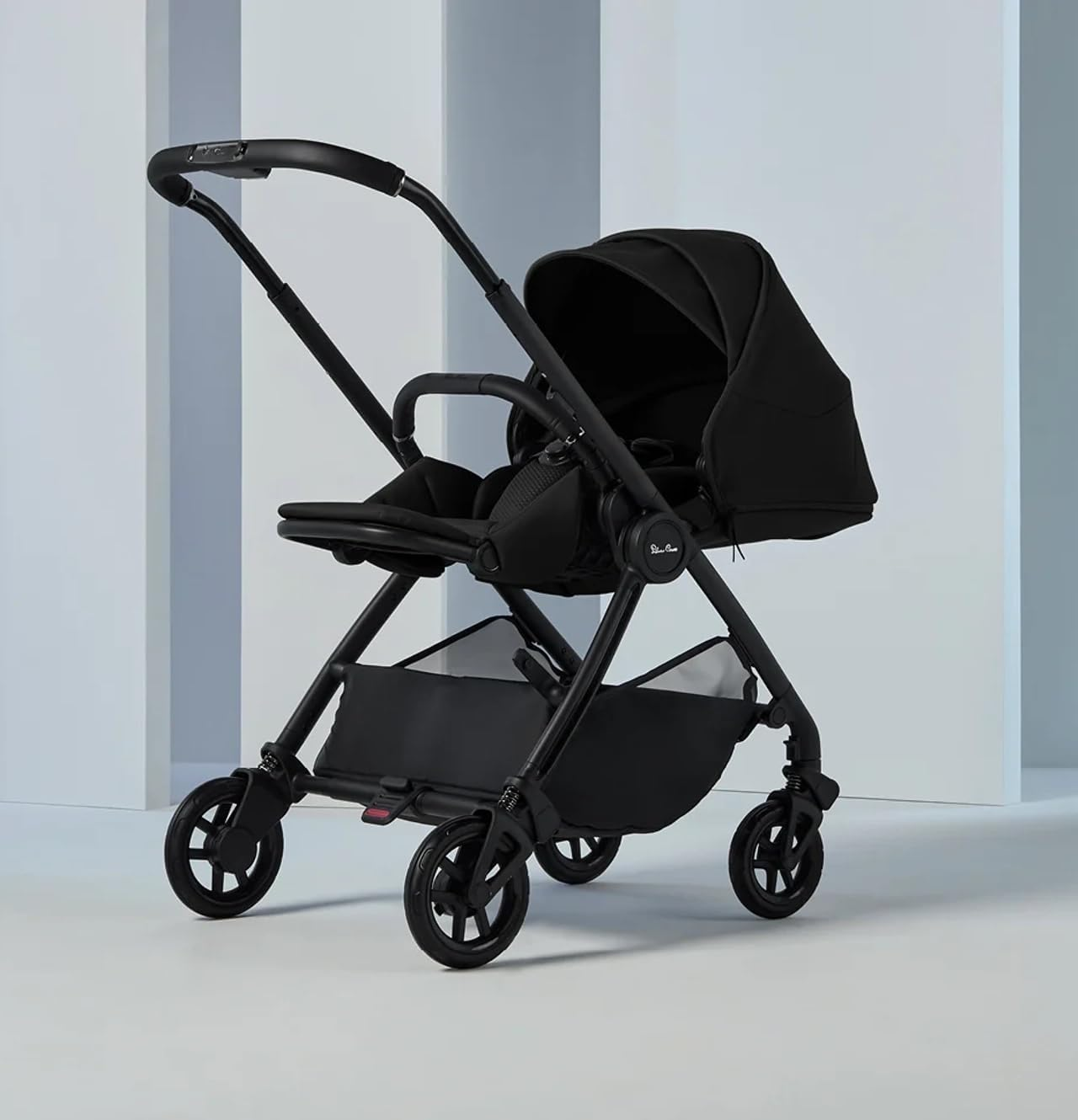 Silver Cross - Dune 2 Carrinho de bebé, berço para a primeira cama e pacote de acessórios - Carrinho de bebé compacto e sistema de viagem para estilos de vida urbanos - Recém-nascido a 4 anos (22 kg) - Espaço