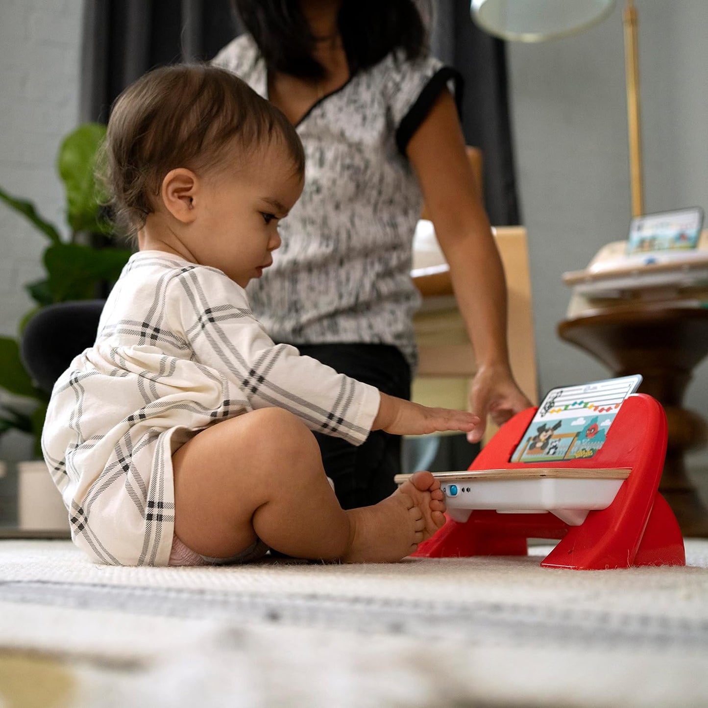 Baby Einstein Piano Magic Touch das primeiras melodias de Hape Cal, brinquedo musical de madeira com 3 folhas, 6 melodias, 6+ meses, 1 contagem (pacote com 1)