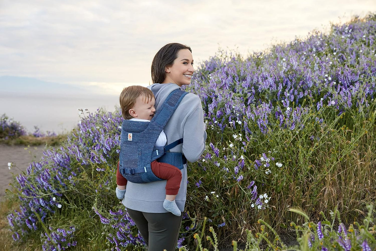 Ergobaby Mochila Porta Bebé Aerloom desde recién nacido hasta niño pequeño, respaldo ergonómico y 3 posiciones, mochila porta bebé fabricada con material Formaknit, Aurora