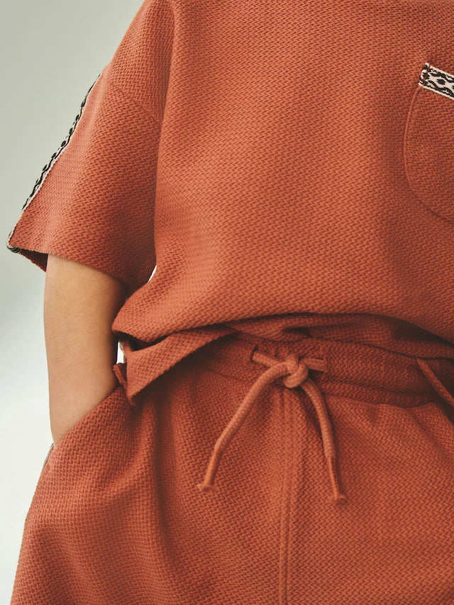 |Boy| Conjunto De Blusa e Shorts Texturizados 100% Algodão Marrom Ferrugem (3 meses a 7 anos)