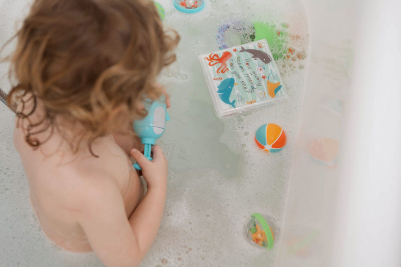 Nuby Livro de Banho Macio e resistente Com som de surpresa