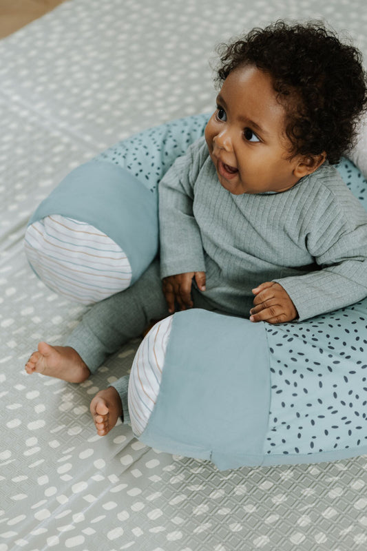 Nuby Animal Adventures - Ensinando o bebê a sentar