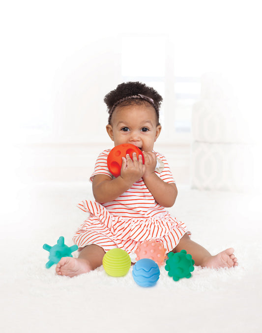 Conjunto de bolas multicoloridas texturizadas sensoriais Super SOFT da Infantino