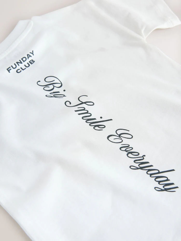 |Boy| Pacote Com 3 Camisetas Brancas De Manga Curta Com Estampa De Slogan (3 meses a 7 anos)