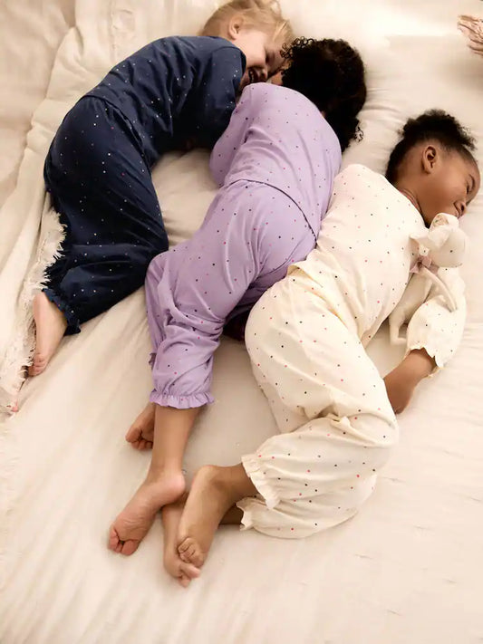 |Girl| Kit com 3 Pijamas Estilo Jogger – Lilás (9 meses a 12 anos)