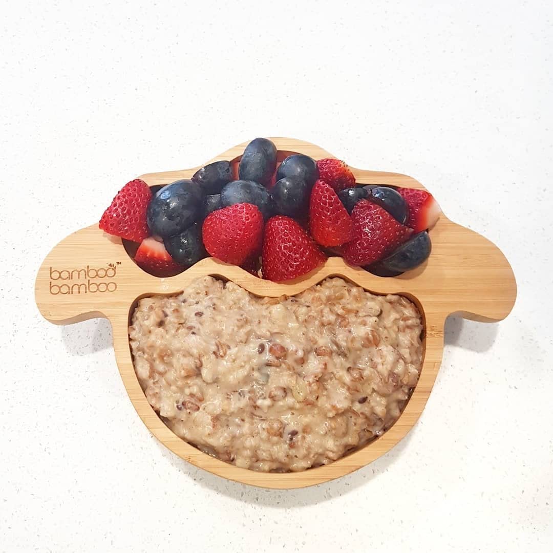 bamboo bamboo Placa de Bambu para Bebês – Crianças e Crianças com Ventosa para Bebês | Não Tóxico | Legal ao toque | Ideal para Baby-Led Weaning (Cordeiro, Laranja)