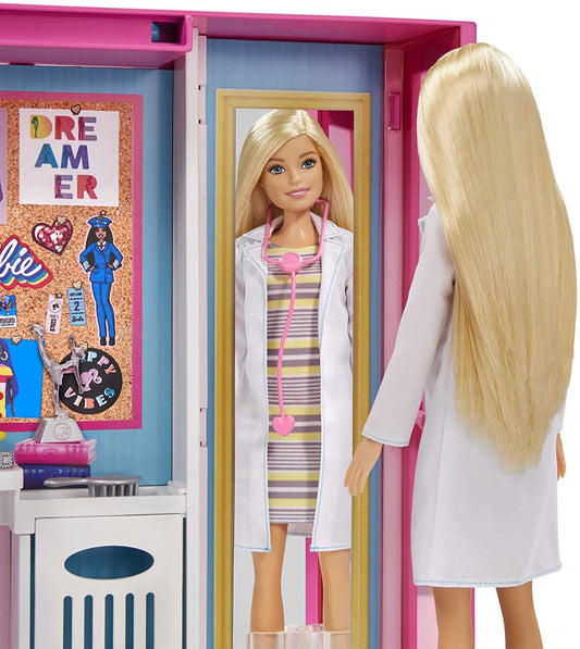 Barbie Dream Closet y muñeca rubia