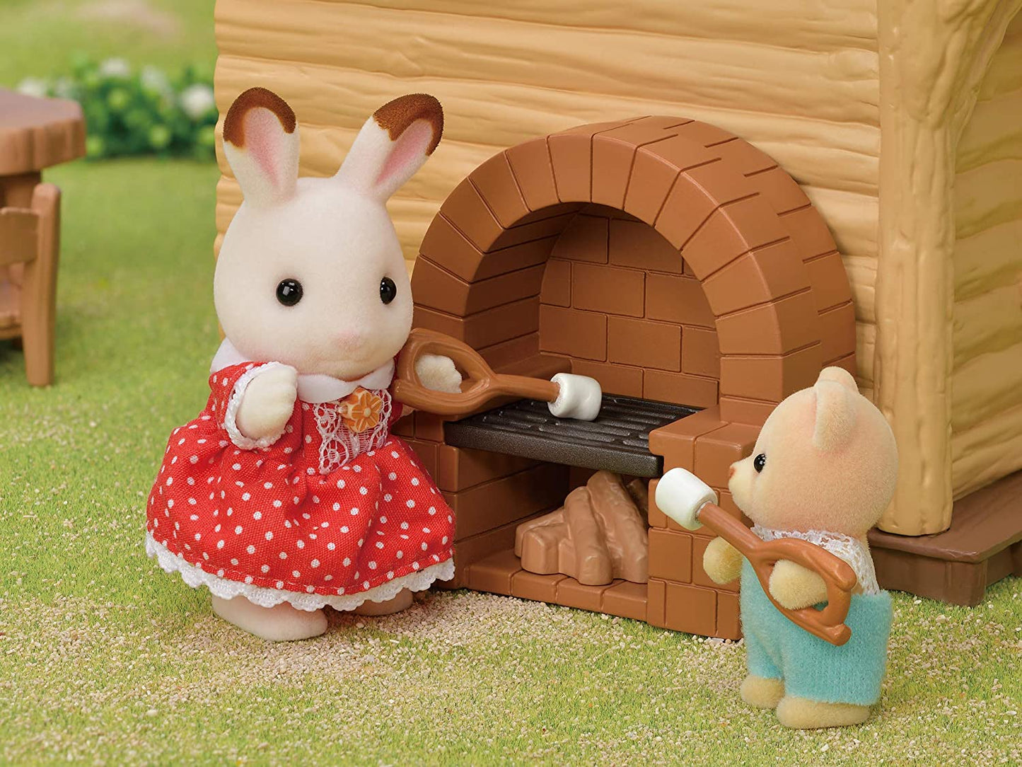 Sylvanian Families 5451 - Cabana de Troncos Lakeside Lodge