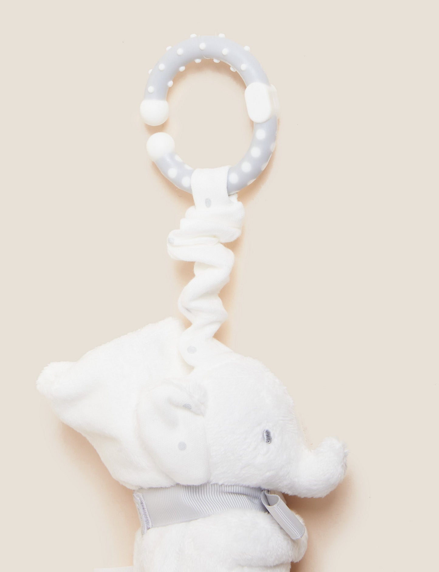 Brinquedo macio e Consolador nasci em 2022