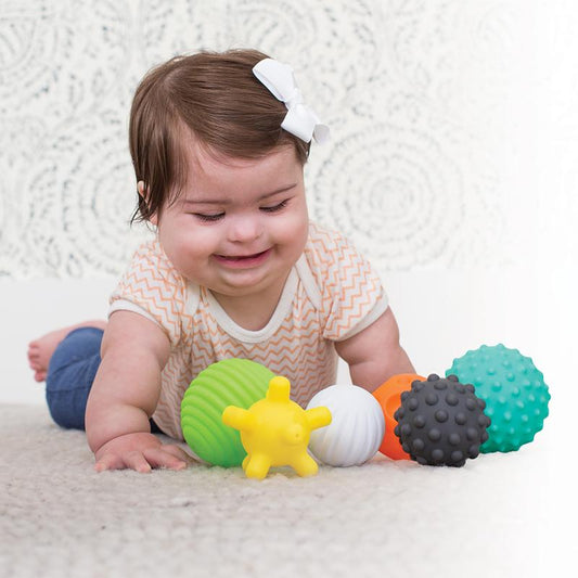 Infantino - Conjunto de bolas, blocos e amigos sensoriais infantis Anne Claire Baby Store