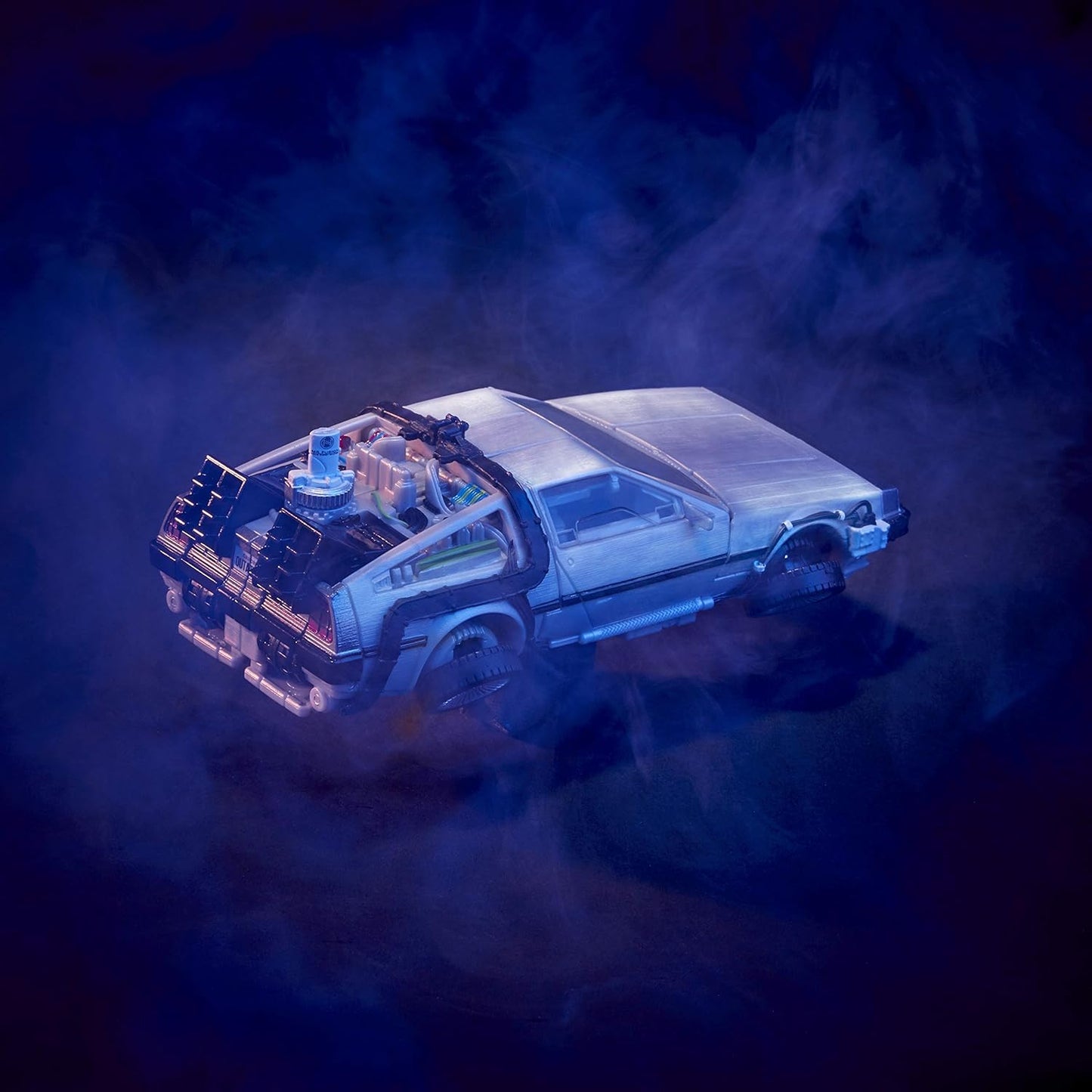 Transformers Toys Generations Collaborative: Back to the Future Mash-Up, Gigawatt - Back to the Future-35 Edition - Idade recomendada: 8 anos ou mais, 14 cm (5,5 polegadas)