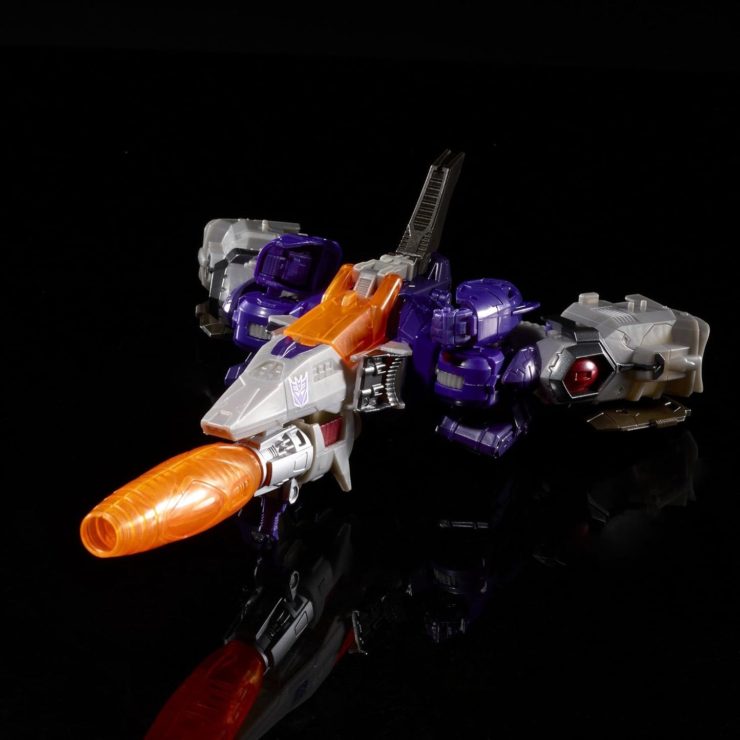Transformers Generations Titans Nucleon e Galvatron