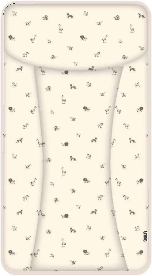 Muda Fraldas Mamas and Papas Essentials, design revestido em PVC de fácil limpeza, nascido para ser selvagem