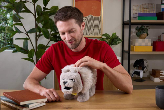 Filme Minecraft Peluche Interativo Dennis o Lobo