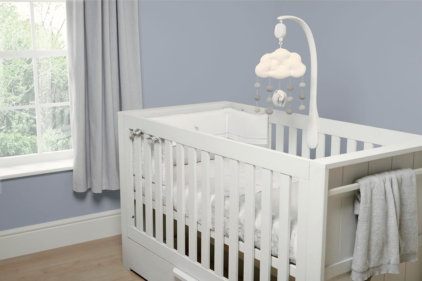 Mamas & Papas Bem-vindos ao Mundo Nuvem e Elefante Mobile Musical com Pompons, Elefante Cinzento