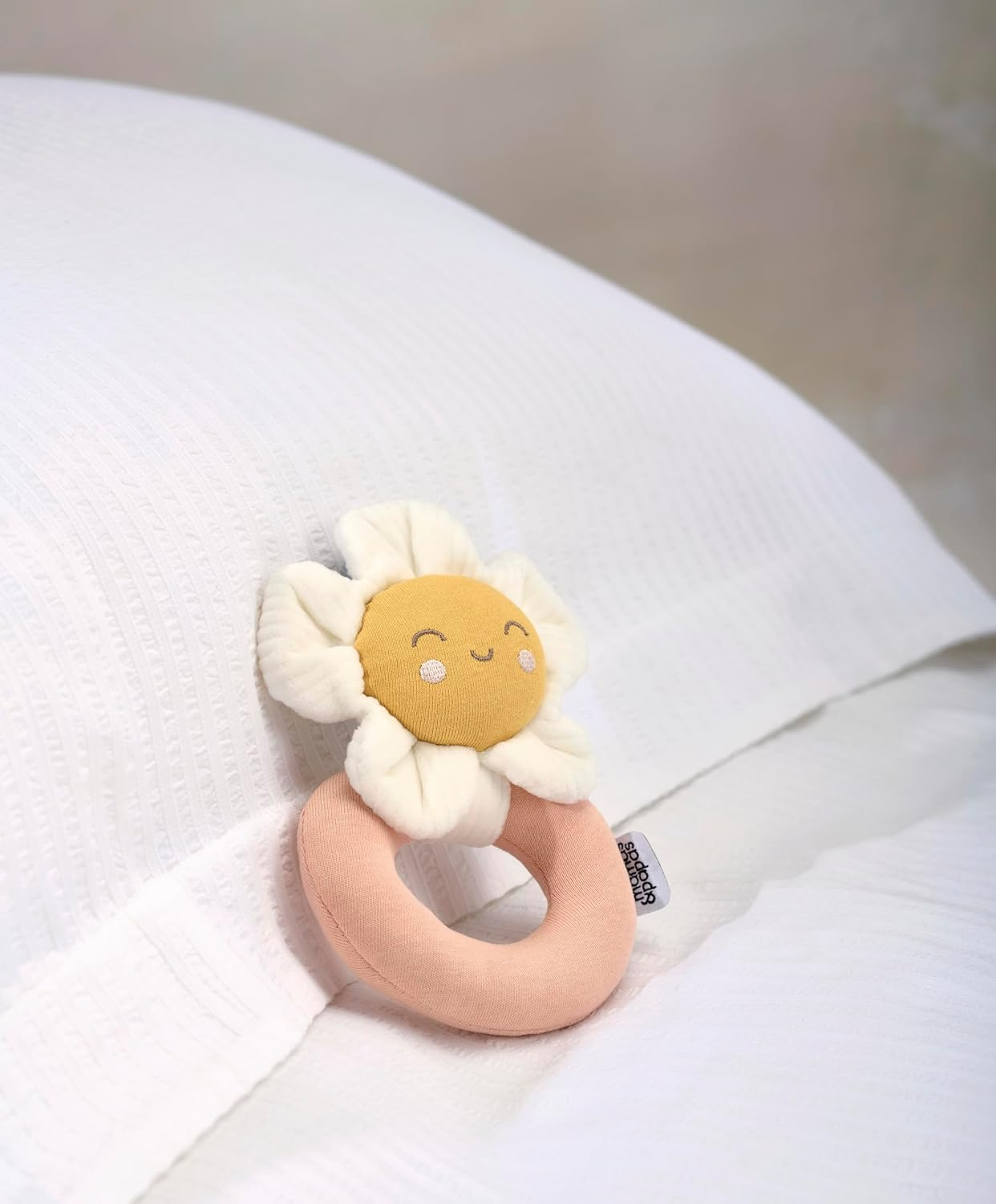 Chocalho macio Mamas & Papas Baby/Toddle, em formato de anel, Grateful Garden