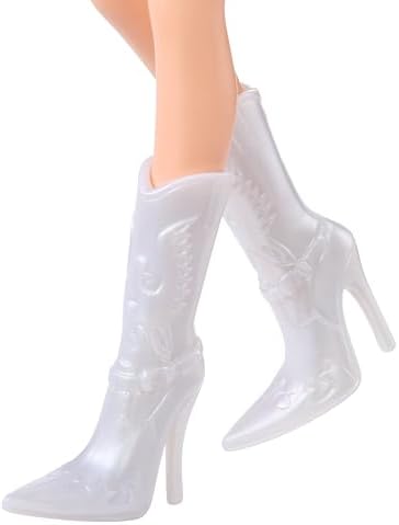Bratz Sassy Stampede Cloe – Boneca Fashion Colecionável – Boneca em Estilo Cowgirl (Western) com Roupa e Acessórios